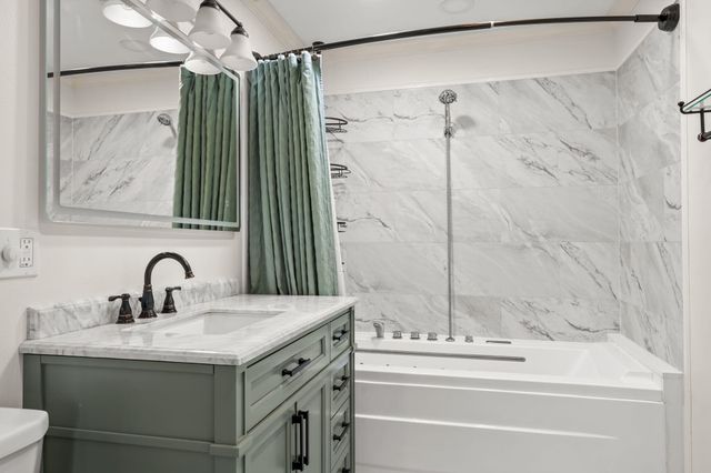 51 Cherokee Drive, Kimberling City, MO 65686