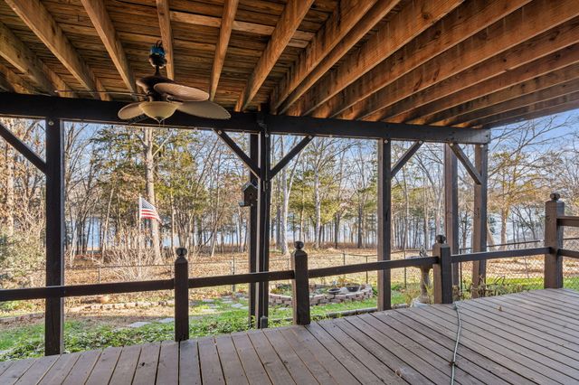 51 Cherokee Drive, Kimberling City, MO 65686