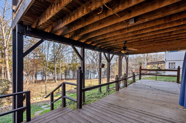 51 Cherokee Drive, Kimberling City, MO 65686