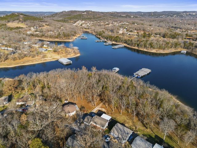 51 Cherokee Drive, Kimberling City, MO 65686