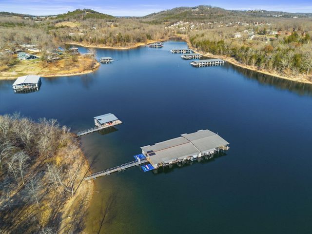 51 Cherokee Drive, Kimberling City, MO 65686