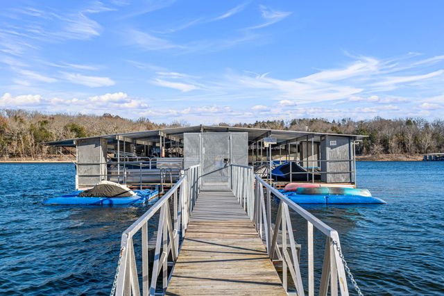 51 Cherokee Drive, Kimberling City, MO 65686