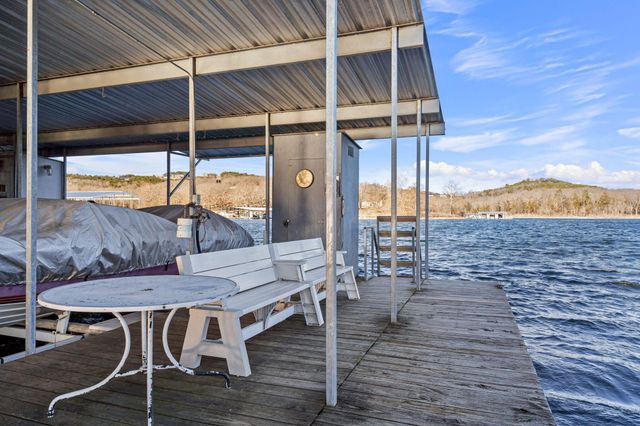 51 Cherokee Drive, Kimberling City, MO 65686