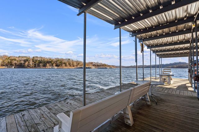 51 Cherokee Drive, Kimberling City, MO 65686