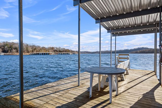 51 Cherokee Drive, Kimberling City, MO 65686