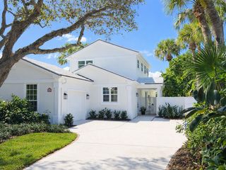 141 N Catalina Court, Vero Beach, FL 32963