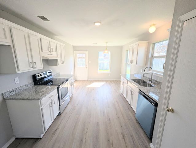 17311 Box Canyon Drive, Hockley, TX 77447