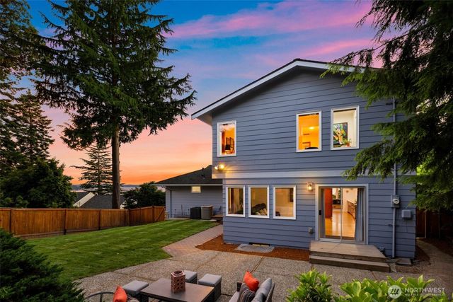 12112 25th Ave SW, Burien, WA 98146
