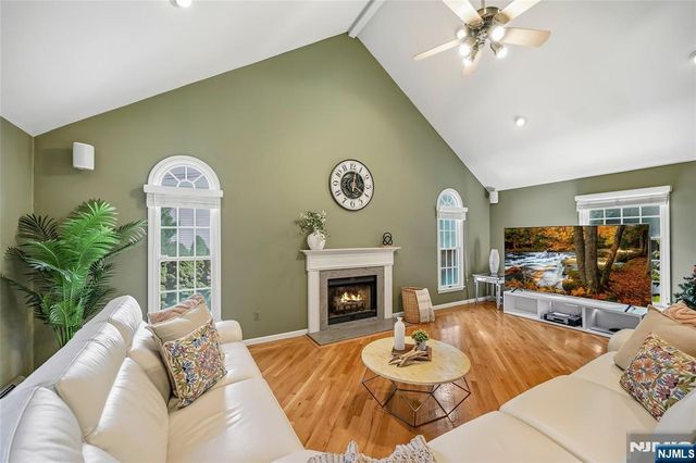 320 William Way, Wyckoff, NJ 07481