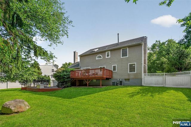 320 William Way, Wyckoff, NJ 07481