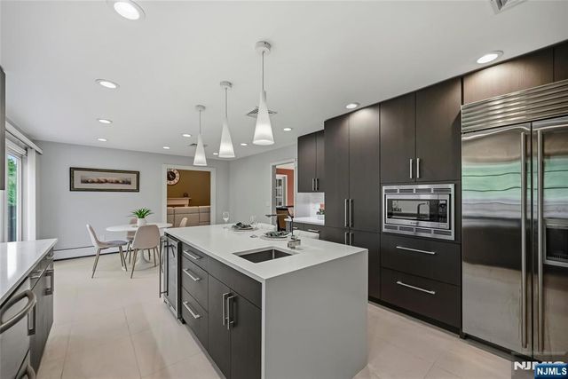 320 William Way, Wyckoff, NJ 07481