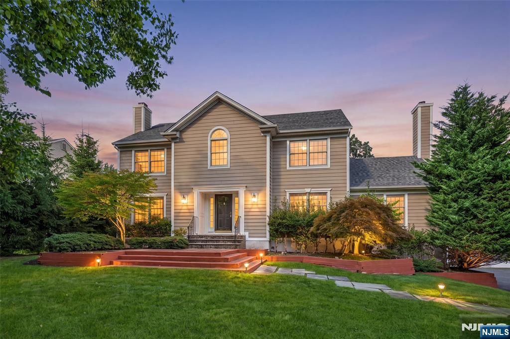 320 William Way, Wyckoff, NJ 07481