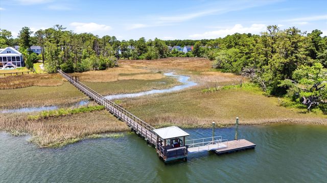 106 Antilles Circle, Charleston, SC 29492