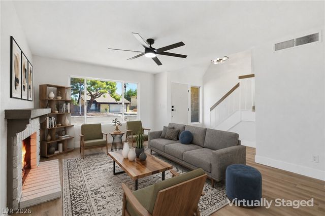 7275 Bridgeview Avenue, Las Vegas, NV 89147