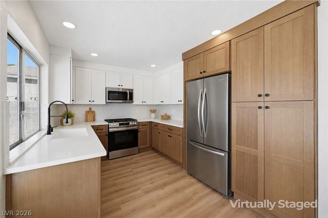 7275 Bridgeview Avenue, Las Vegas, NV 89147