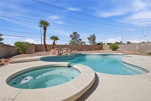 7275 Bridgeview Avenue, Las Vegas, NV 89147