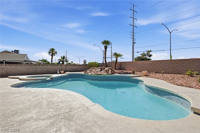 7275 Bridgeview Avenue, Las Vegas, NV 89147