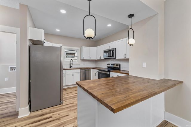 1219 Crescent Avenue, Fort Wayne, IN 46805