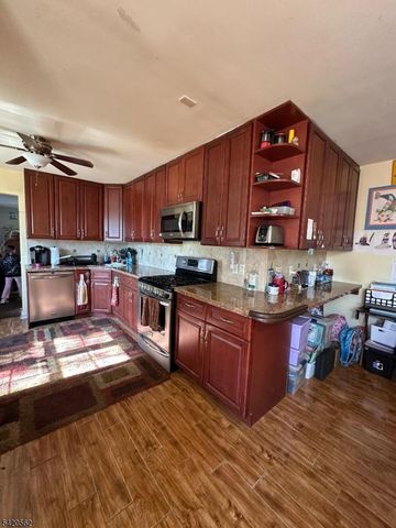 5 Brookside Ave, Pequannock Twp., NJ 07444