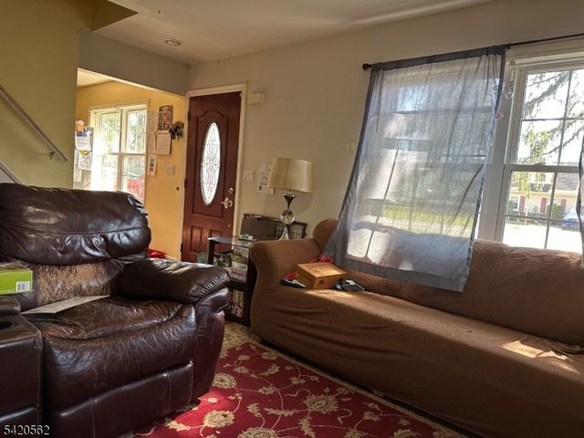 5 Brookside Ave, Pequannock Twp., NJ 07444