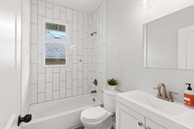 4821 Ebersole Avenue, Cincinnati, OH 45227