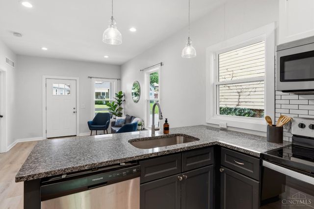 4821 Ebersole Avenue, Cincinnati, OH 45227