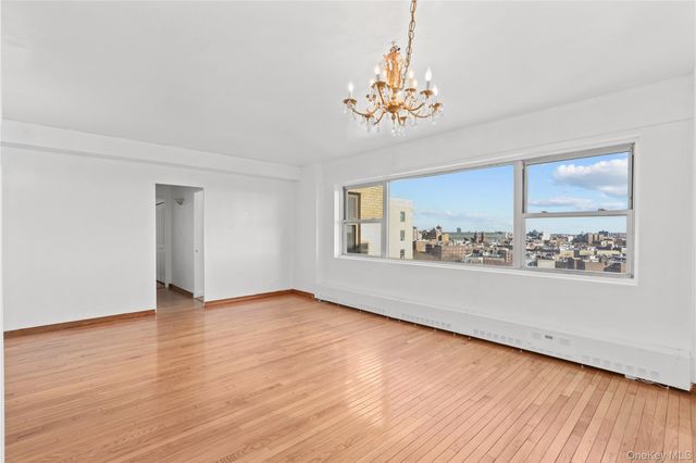 8 Fordham Hill Oval 16B, Bronx, NY 10468