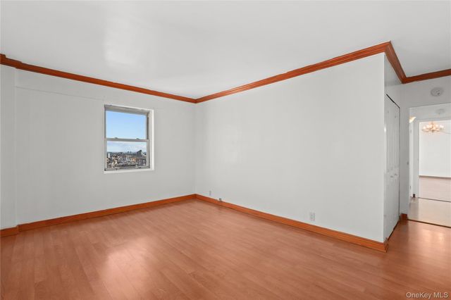 8 Fordham Hill Oval 16B, Bronx, NY 10468