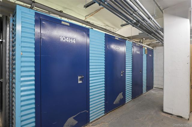 8 Fordham Hill Oval 16B, Bronx, NY 10468