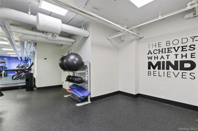 8 Fordham Hill Oval 16B, Bronx, NY 10468