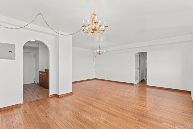 8 Fordham Hill Oval 16B, Bronx, NY 10468