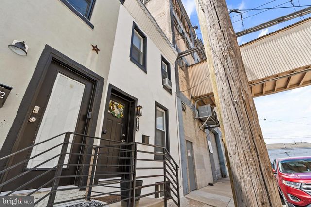 2170 E OAKDALE ST, Philadelphia, PA 19125