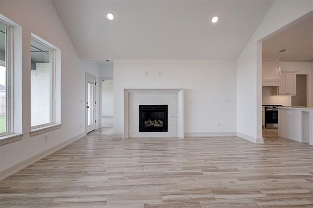 4833 Sand Lily Lane, Edmond, OK 73034