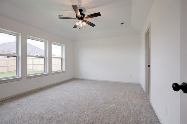 4833 Sand Lily Lane, Edmond, OK 73034