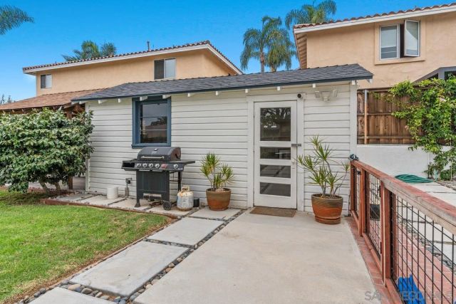 215 N Rios, Solana Beach, CA 92075