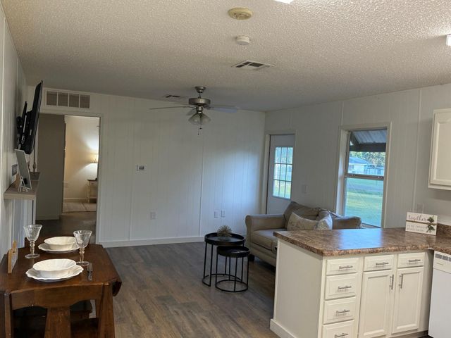 277 Lucy, Livingston, TX 77351