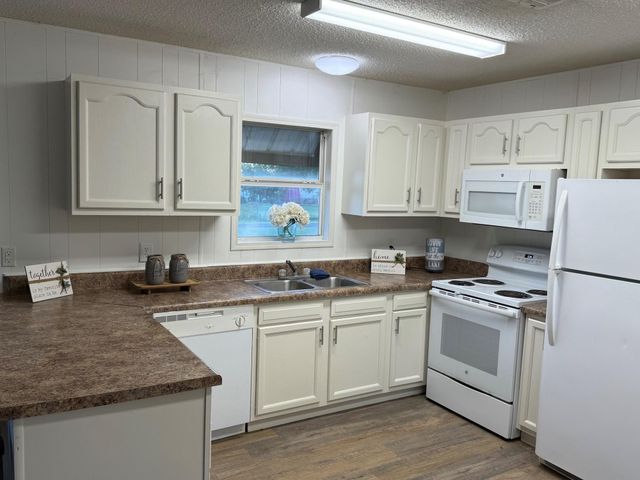 277 Lucy, Livingston, TX 77351