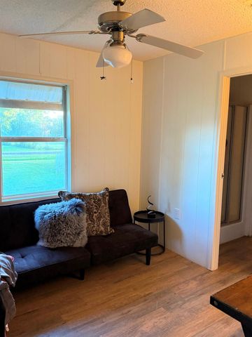 277 Lucy, Livingston, TX 77351