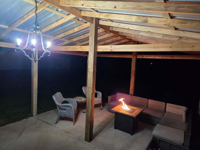 277 Lucy, Livingston, TX 77351