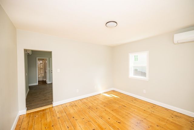 5 S Harlem St 1, Worcester, MA 01610