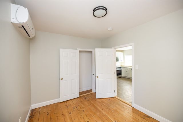 5 S Harlem St 1, Worcester, MA 01610