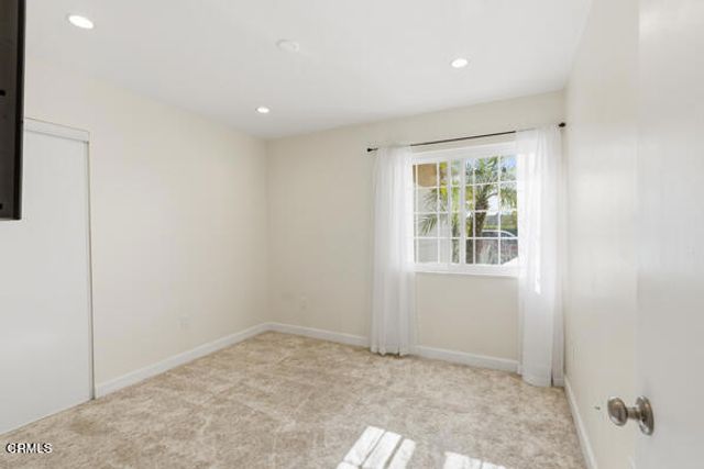 4620 S J Street, Oxnard, CA 93033