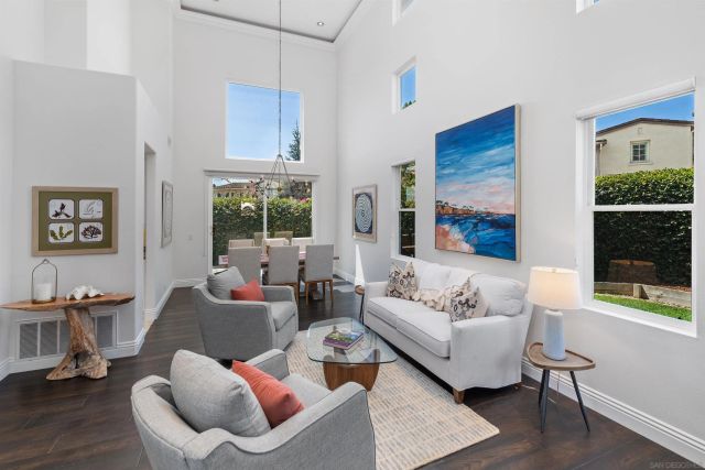 6037 Deerford Row, La Jolla, CA 92037