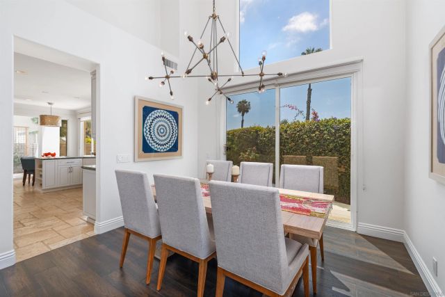 6037 Deerford Row, La Jolla, CA 92037