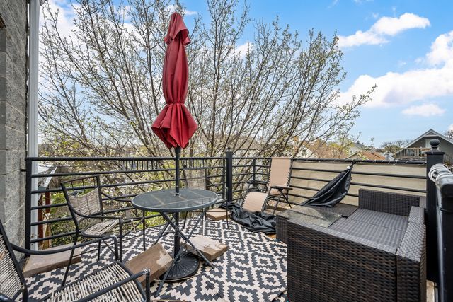 1710 N Whipple Street 3, Chicago, IL 60647