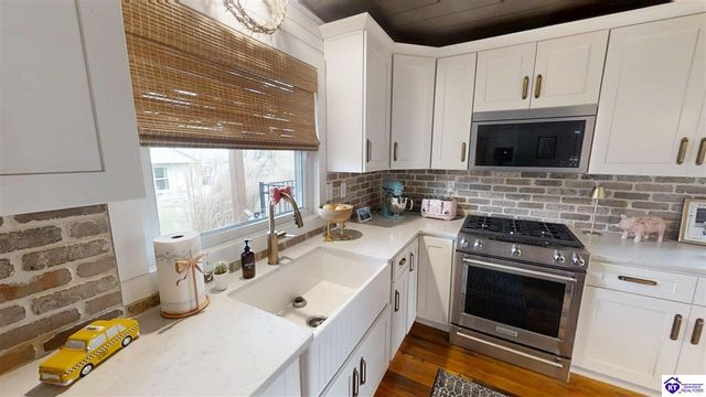 345 St Ambrose Church Lane, Cecilia, KY 42724