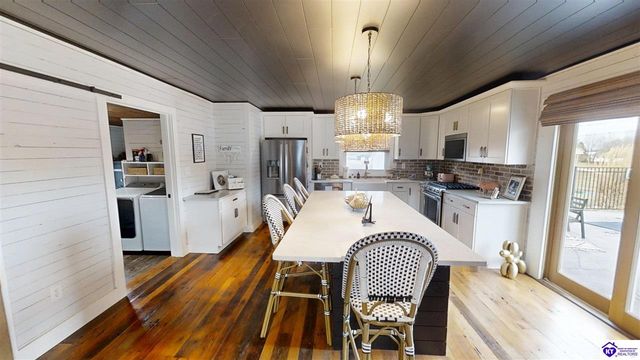 345 St Ambrose Church Lane, Cecilia, KY 42724