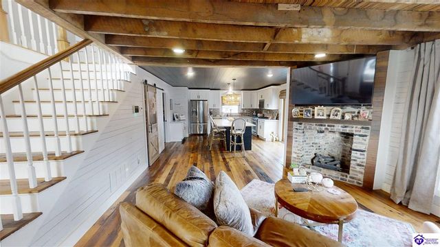 345 St Ambrose Church Lane, Cecilia, KY 42724