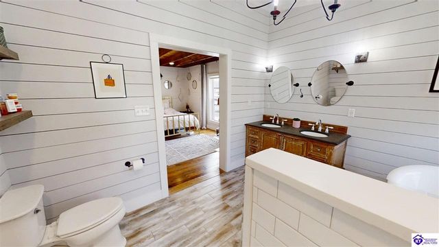 345 St Ambrose Church Lane, Cecilia, KY 42724