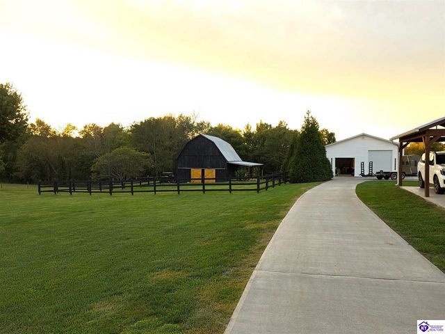 345 St Ambrose Church Lane, Cecilia, KY 42724